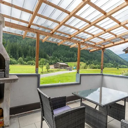 Apartment Neukirchen Near Slopes