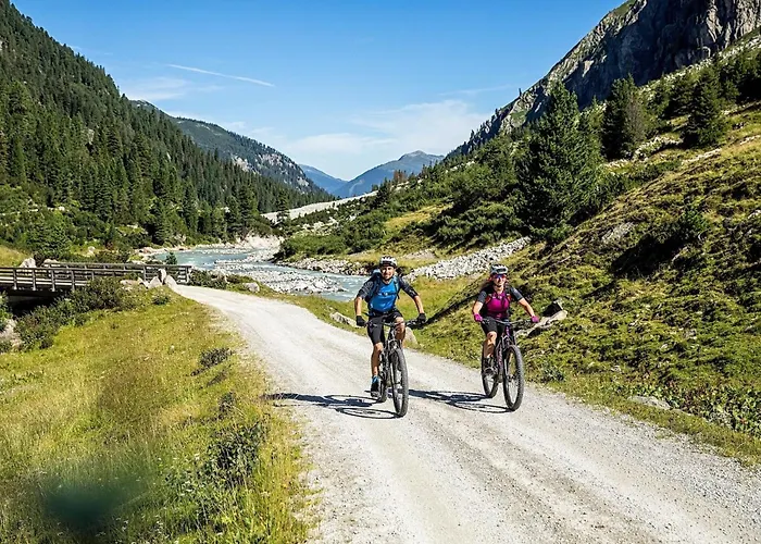 דירה Neukirchen Near Slopes